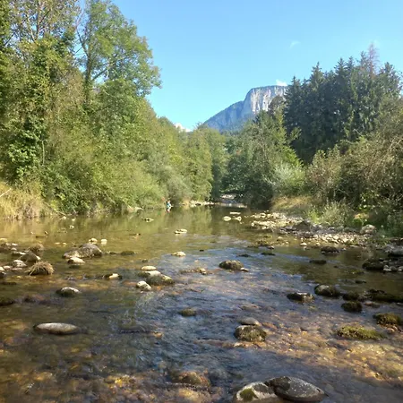 Daire Des Casernes Saint-Christophe (Savoie)